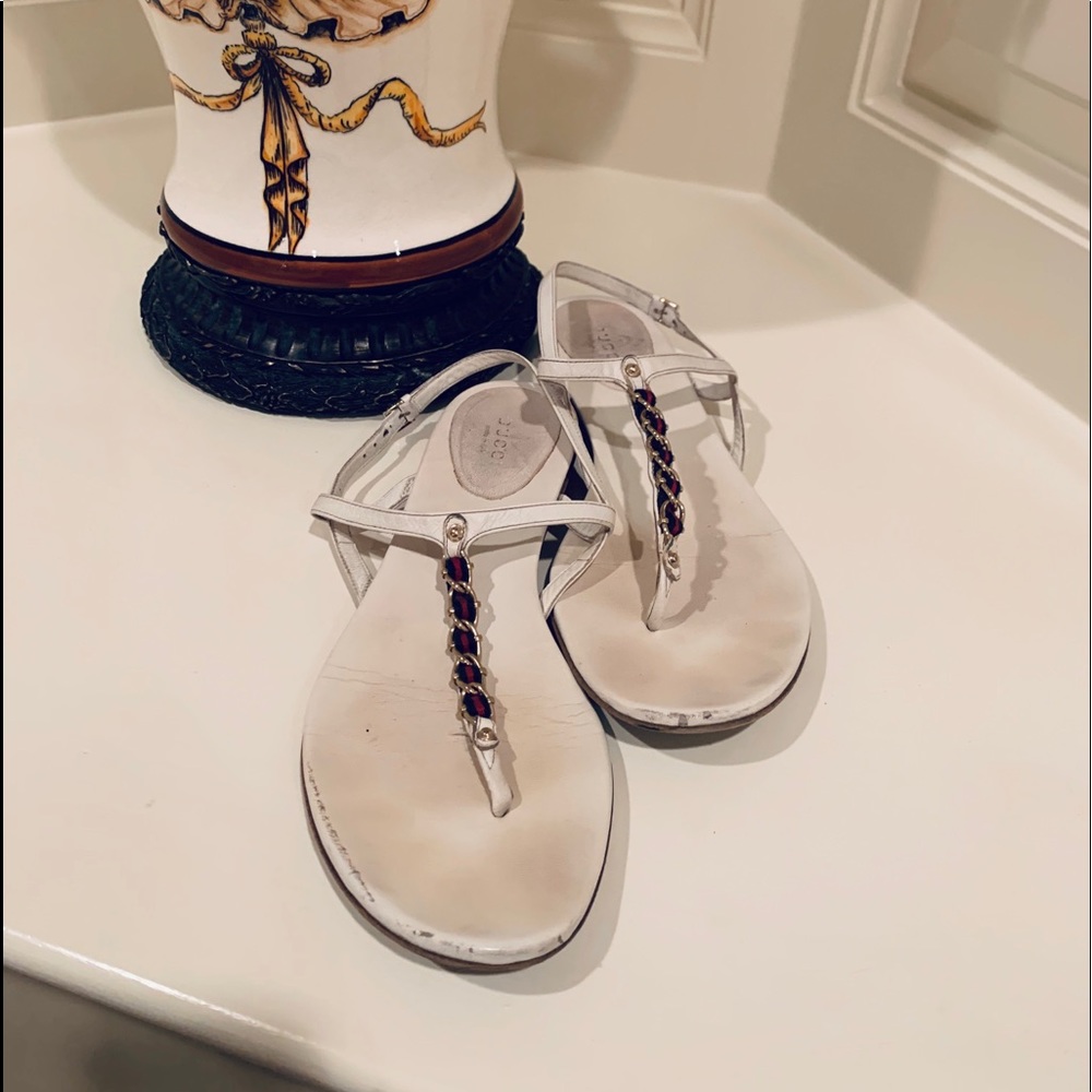 Gucci White Thong Sandal 38C